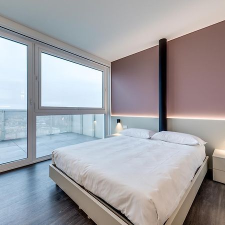 Sky Tower Suite Mestre Kültér fotó