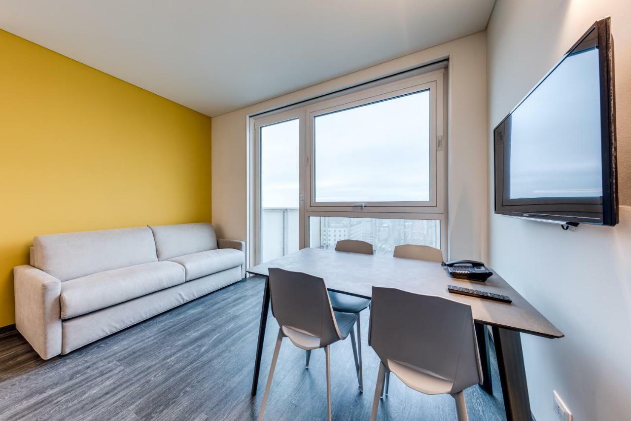 Sky Tower Suite Mestre Kültér fotó