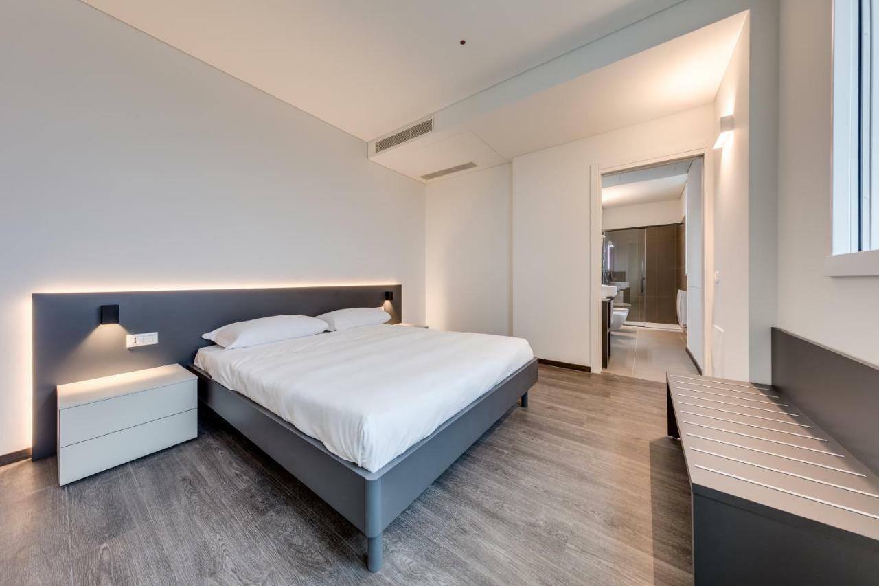 Sky Tower Suite Mestre Kültér fotó